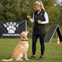 hundesportweste-trainingsweste-sporty-schwarz-frau-hund-training-31410